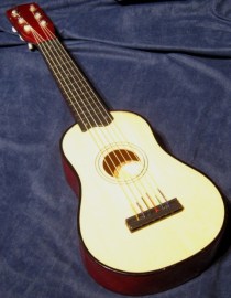 GUITARRA INFANTIL +3 CLASICA 53 CMS (1)